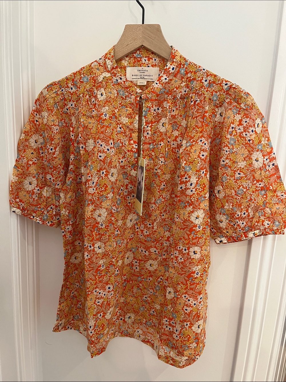 Trovata Orange Floral Short-Sleeve Button-Front Shirt